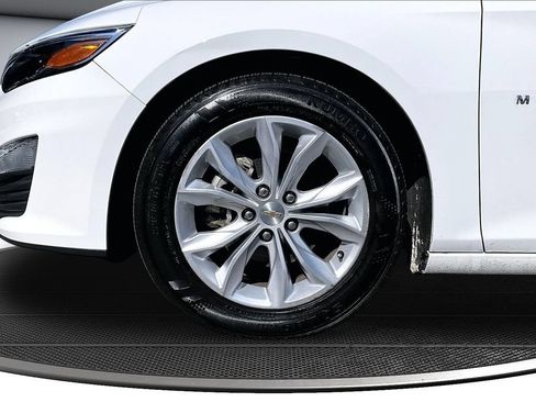 Used 2024 Chevrolet Malibu LT FWD image 34