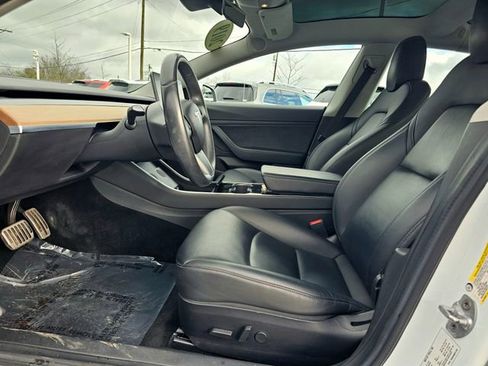 Used 2019 Tesla Model 3 Long Range image 18