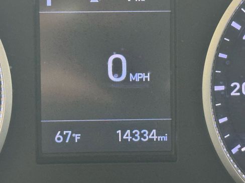 Used 2020 Hyundai Elantra SE w/ Cargo Package (C1) image 13