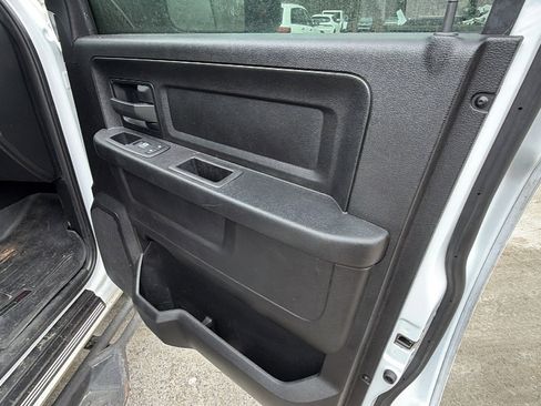 Used 2018 RAM 1500 Express w/ Express Value Package image 18