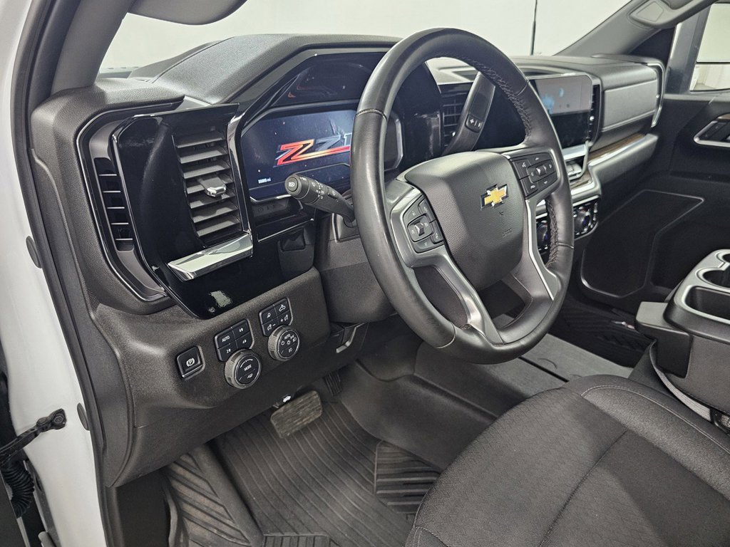 Used 2025 Chevrolet Silverado 2500 LT w/ All Star Edition AWD/4WD image 14
