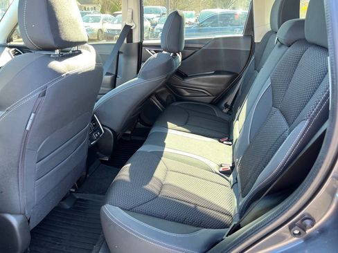 Used 2022 Subaru Forester Premium image 16