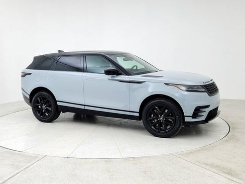 New 2026 Land Rover Range Rover Velar Dynamic SE image 3
