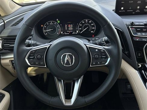 Used 2024 Acura RDX SH-AWD image 13