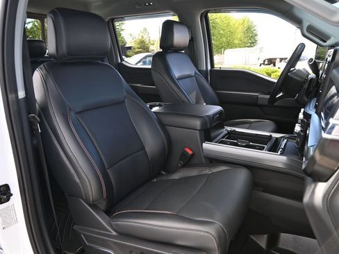 Used 2024 Ford F250 Lariat AWD/4WD image 29