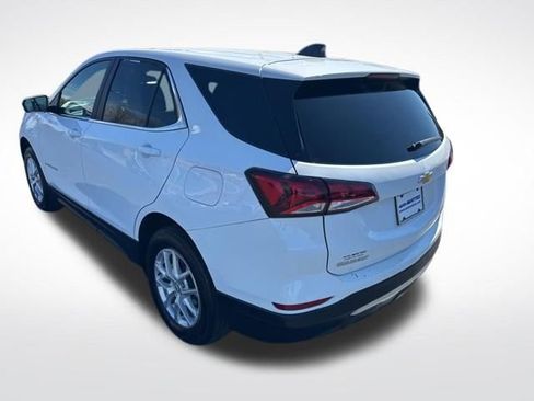 Used 2024 Chevrolet Equinox LT AWD/4WD image 3