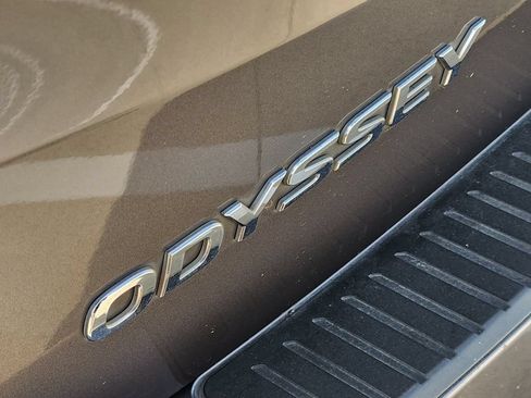 Used 2023 Honda Odyssey Touring image 12