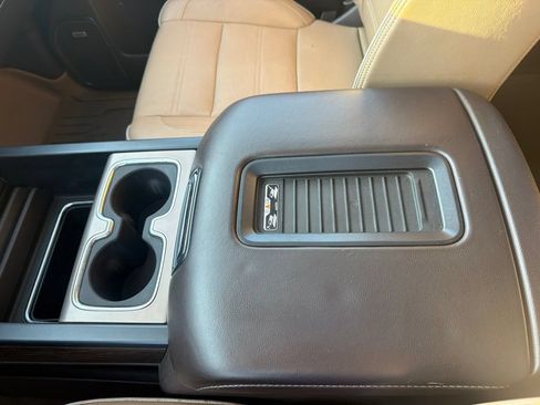 Used 2017 GMC Sierra 1500 Denali AWD/4WD image 18