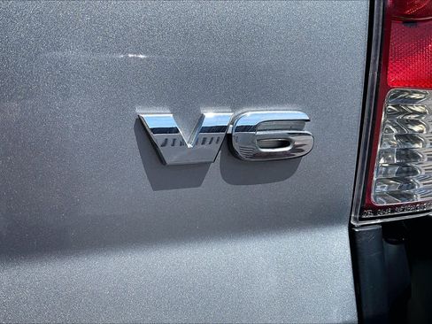 Used 2015 Toyota Tacoma 4x4 Double Cab w/ TRD Sport Package image 10