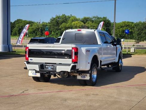Used 2026 Ford F450 Platinum w/ FX4 Off-Road Package AWD/4WD image 6