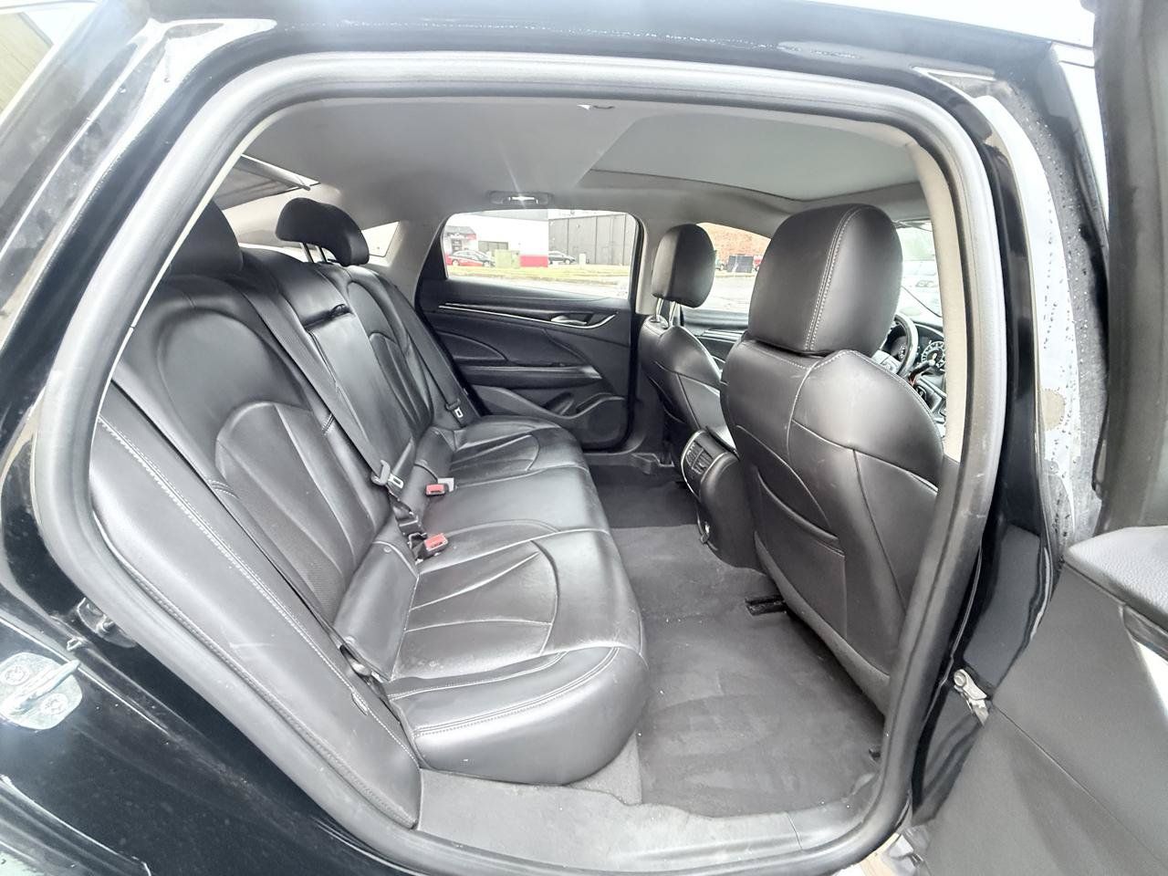 Used 2019 Buick LaCrosse Essence w/ Sun and Shade Package AWD/4WD image 13