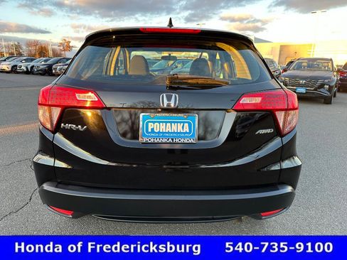 Certified 2018 Honda HR-V LX image 5