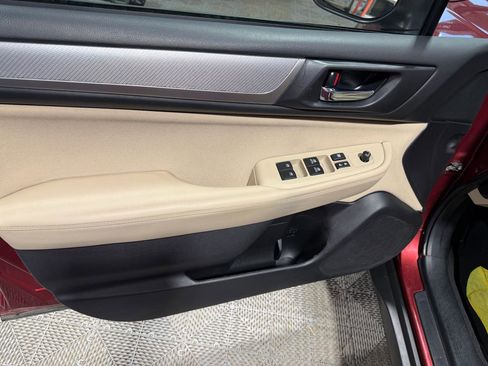 Used 2019 Subaru Outback 2.5i Premium AWD/4WD image 25