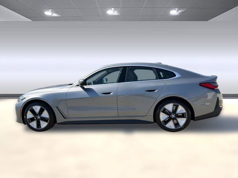 New 2026 BMW i4 eDrive40 w/ Premium Package image 2