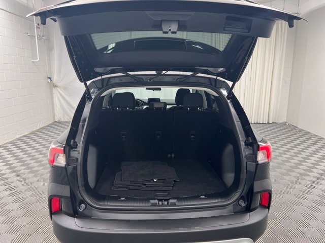 Used 2022 Ford Escape SE w/ Cold Weather Package AWD/4WD image 8