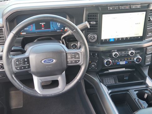 Used 2023 Ford F250 Lariat w/ Lariat Ultimate Package AWD/4WD image 26