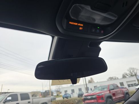 New 2026 Chevrolet Trax RS image 31