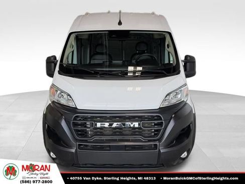 Used 2025 RAM ProMaster 2500 w/ Convenience Group FWD image 2