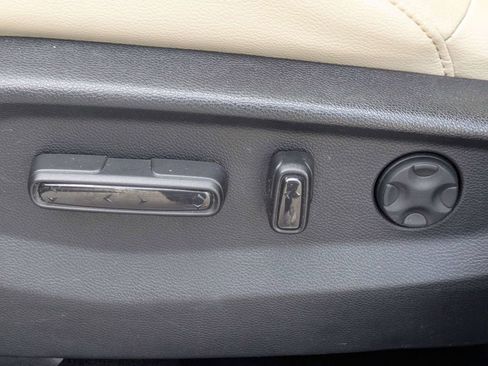 Used 2020 Honda CR-V Touring image 21