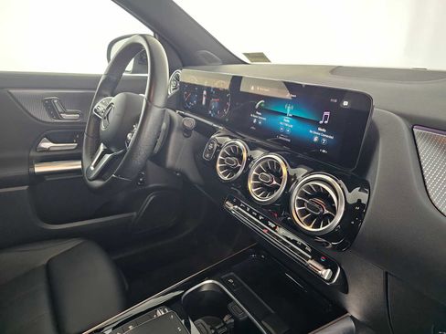 Certified 2023 Mercedes-Benz GLA 250 image 11