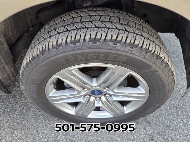 Used 2019 Ford F150 XLT w/ Equipment Group 302A Luxury AWD/4WD image 8