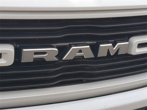 Used 2022 RAM 1500 Laramie image 11