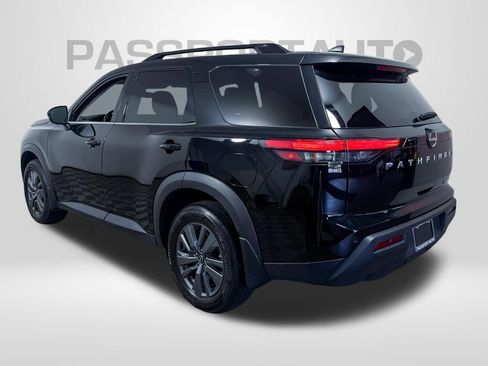 Certified 2024 Nissan Pathfinder SV AWD/4WD image 5