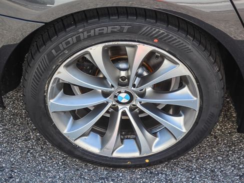 Used 2014 BMW 528i xDrive Sedan AWD/4WD image 9
