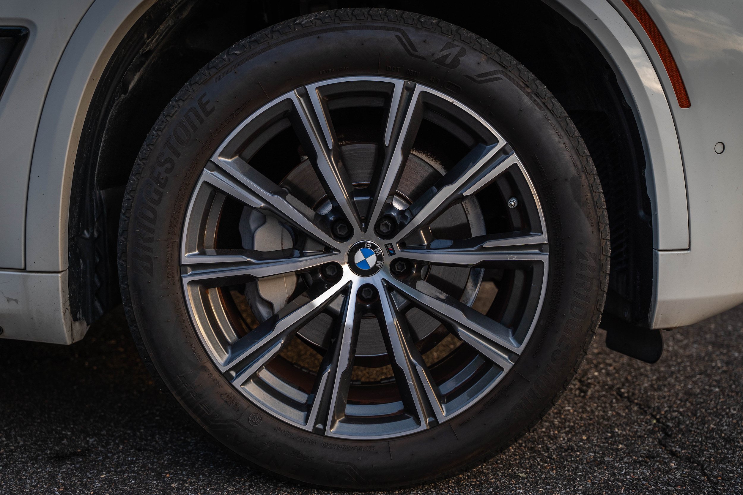 Used 2022 BMW X5 sDrive40i w/ M Sport Package RWD image 11