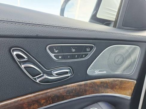 Used 2015 Mercedes-Benz S 550 4MATIC Sedan image 31