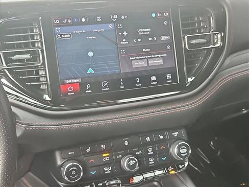 Used 2022 Dodge Durango R/T w/ Tow 'N Go Package AWD/4WD image 21