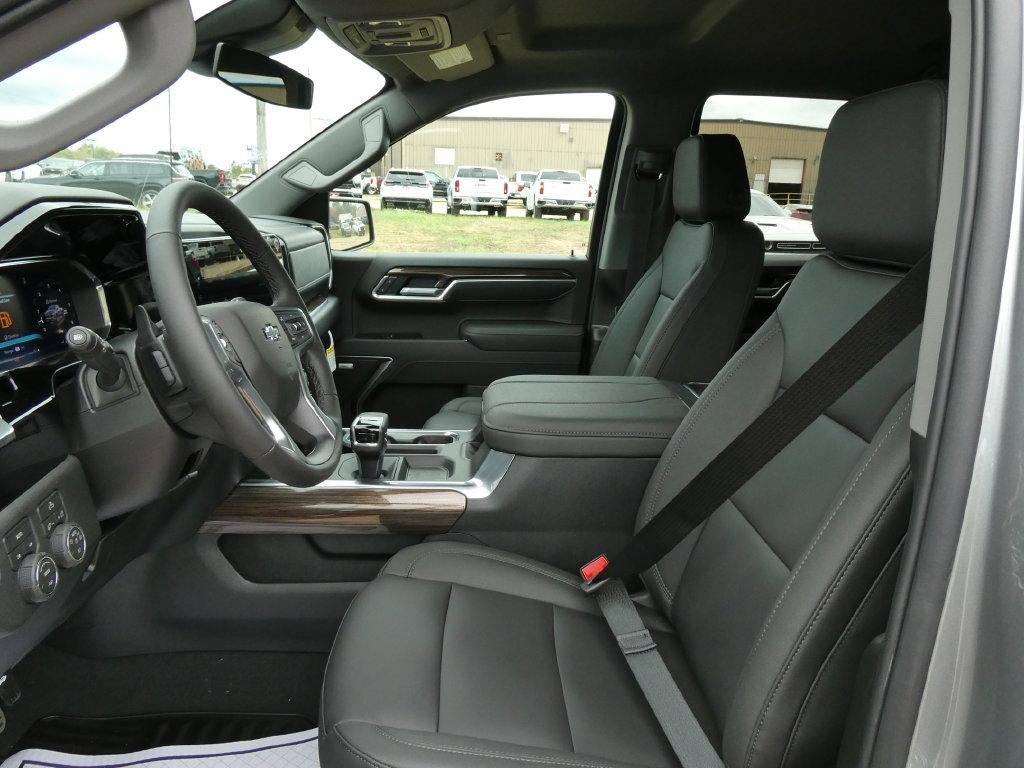 New 2026 Chevrolet Silverado 1500 RST w/ Convenience Package II AWD/4WD image 16