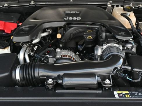 Used 2020 Jeep Gladiator Rubicon AWD/4WD image 24