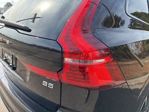 Used 2023 Volvo XC60 B5 Plus w/ Climate Package image 14