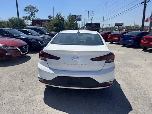Used 2020 Hyundai Elantra SEL w/ Cargo Package (C1) FWD image 11