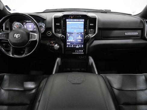 Used 2022 RAM 1500 Laramie AWD/4WD image 8