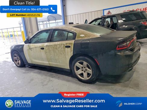 Used 2021 Dodge Charger Police RWD image 3