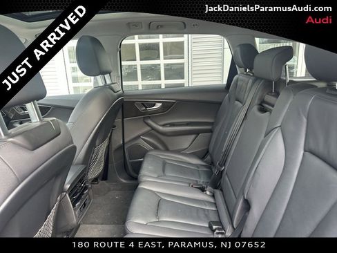 Used 2023 Audi Q7 2.0T Premium Plus w/ Premium Plus Package image 11