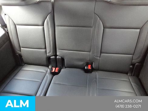 Used 2025 Chevrolet Tahoe LT AWD/4WD image 15