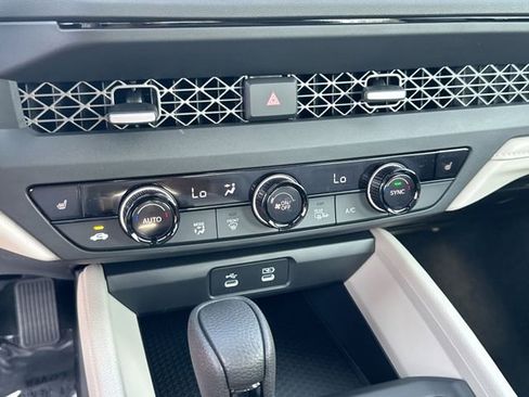 New 2025 Honda Accord SE image 24