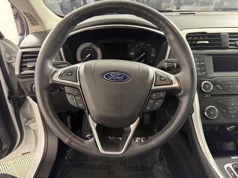 Used 2013 Ford Fusion SE FWD image 17