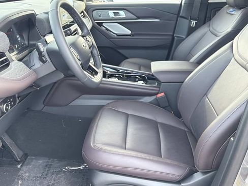 New 2026 Ford Explorer Platinum image 20