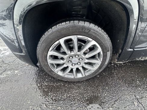 Certified 2023 GMC Acadia Denali w/ Denali Technology Package image 9