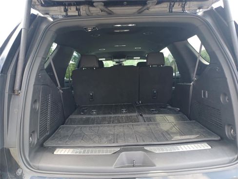 Used 2023 Chevrolet Tahoe RST image 36