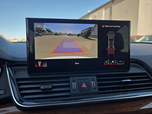 Used 2023 Audi Q5 2.0T Premium Plus image 29