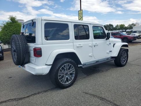 Used 2024 Jeep Wrangler High Altitude AWD/4WD image 6