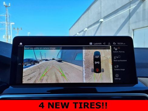 Used 2024 BMW X4 xDrive30i w/ Premium Package image 16