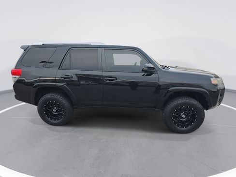 Used 2014 Toyota 4Runner SR5 image 4
