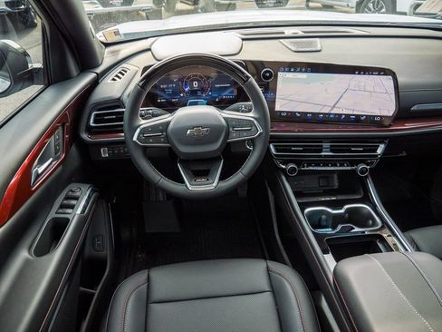 New 2026 Chevrolet Traverse Z71 w/ Enhanced Driving Package AWD/4WD image 33