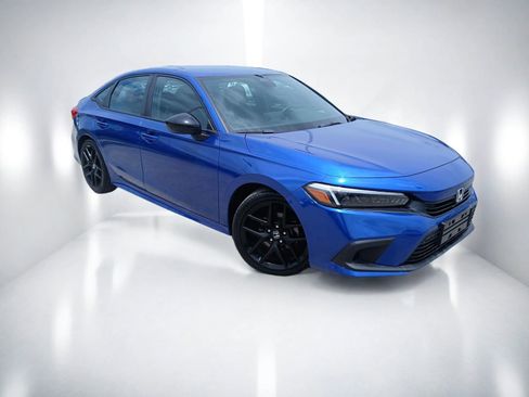 Used 2022 Honda Civic Sport image 1